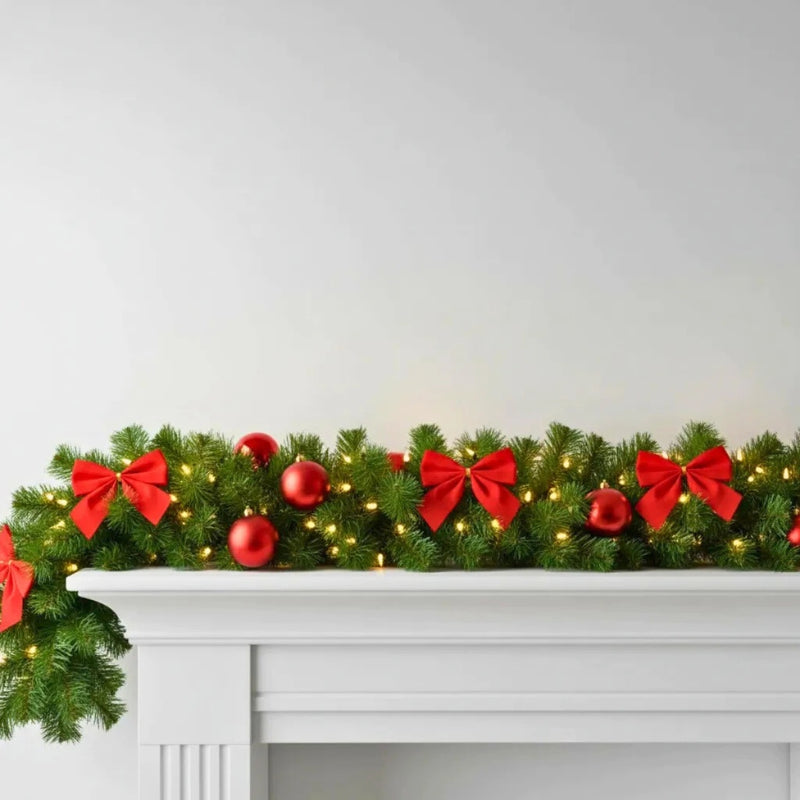Festão de Natal Aramado 2,70 m x 25 cm – 300 Galhos – Verde – Flexível para Escadas, Lareiras e Decoração