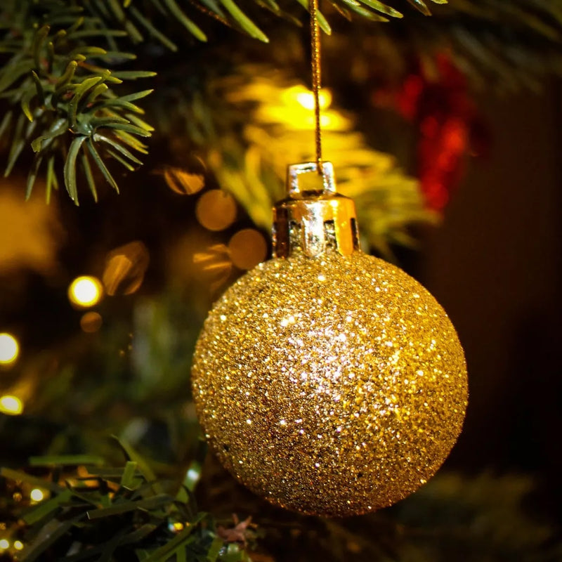 Kits de Bolas de Natal Diversos tamanhos – Vermelho ou Dourado – Foscas, Brilhantes e com Glitter para Árvore e Decoração